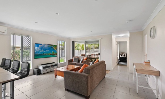 Coomera House | Comfy 5bdr 2Bth Gold Coast Home