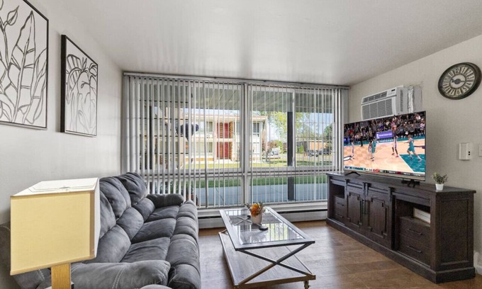 Ferndale Apartment | Comfy and cozy 1 bd apt in dt ferndale