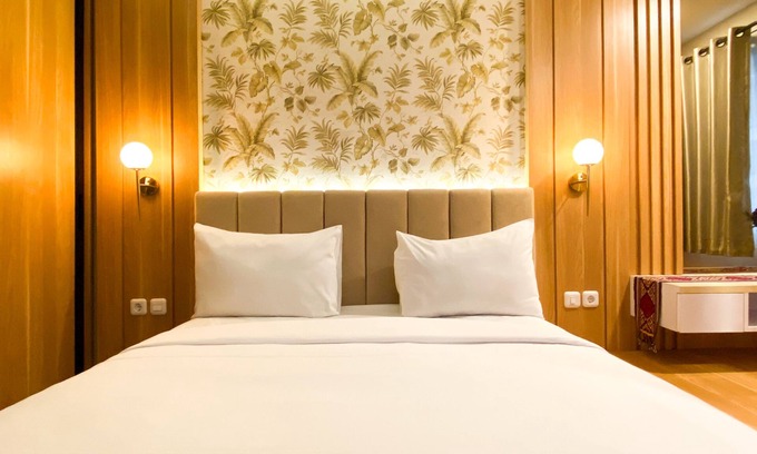 Duren Sawit Apartment | Comfy and Modern Look 1BR LRT City Jatibening Apartment