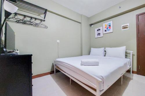 South Tangerang Apartment | Comfy and Modern Studio (No Kitchen) at Loftvilles City Apartment By Travelio