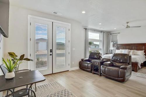 Hurricane Apartment | Comfy Casita Private Apartment with Shared Backyard