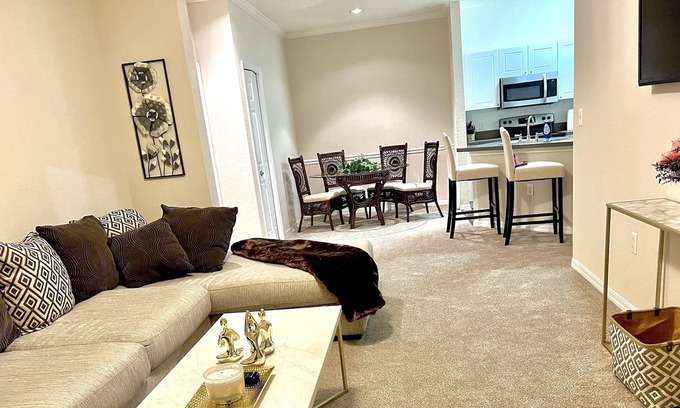 County Line Coalition Apartment | Comfy cozy all inclusive zen space