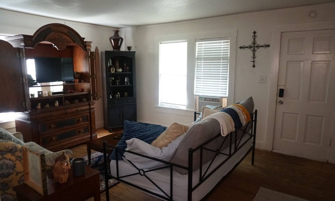 Abilene House | Comfy little home