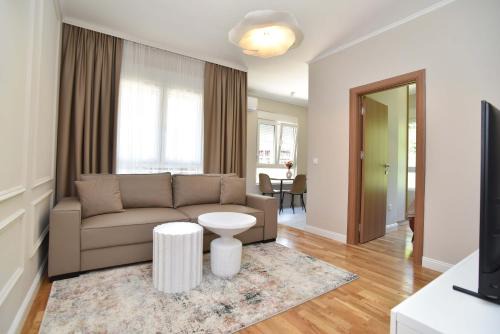 Lazi Apartment | Comfy one-bdr apartment Sara
