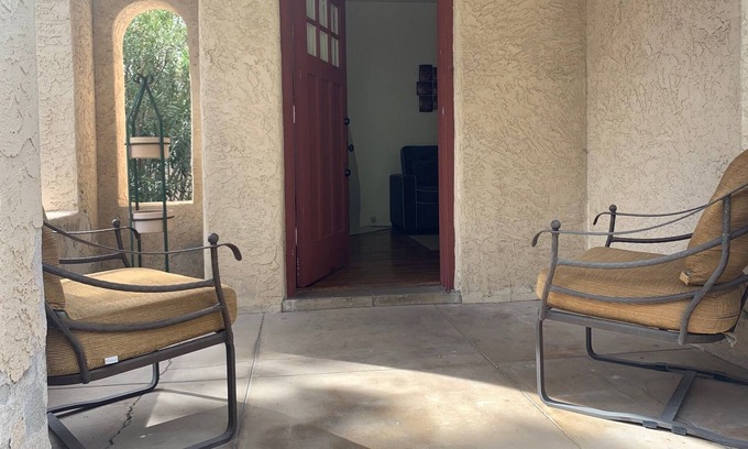West University House | Comfy one bed, one bath walking distance to the UofA and Downtown Tucson!