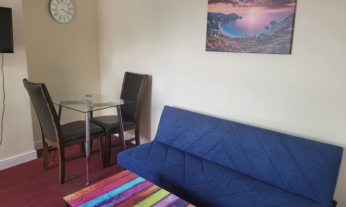 Reading House | Comfy One Bedroom Flat