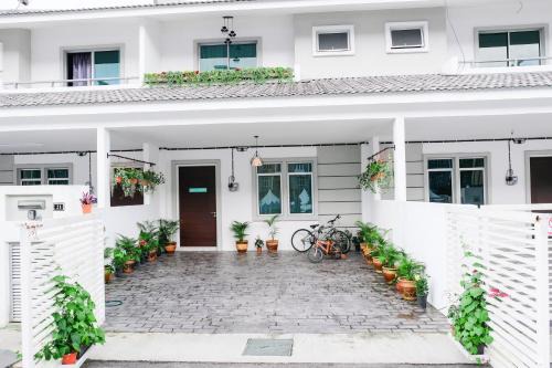 Tanah Rata House | Comfy Sofy 21- Backyard Garden- Night Market area
