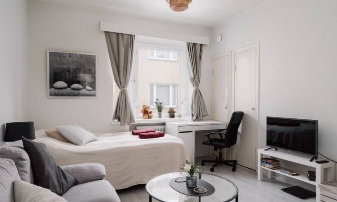 Kamppi Apartment | Comfy Studio in Central Helsinki, Best Location!