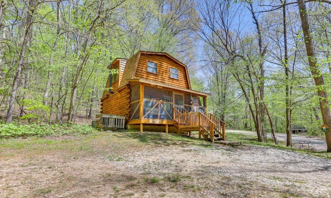 Taswell House | Comfy Taswell Cabin Rental - Community Amenities!
