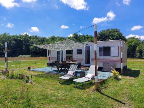 Arcomps Other | Comme Chez Toi Mobile-home dans camping à la ferme