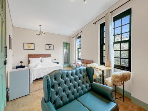 Abernessia Apartment | Commercial Center Wi-Fi Garage Home Office
