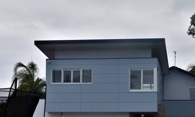 Broadbeach Waters House | COMMONWEALTH GAMES ONLY. Luxury 5 bedroom, 4 bathroom waterfront home.