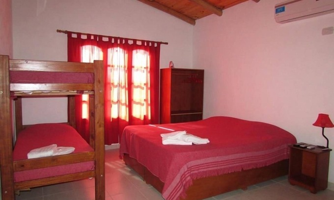 Cuadro Nacional Cabin | Comoda cabaña en San Rafael, con piscina