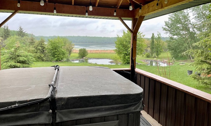 Central Alberta House | Compass Bell— Lakeview Events