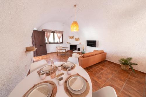 Cuevas del Campo Apartment | Complejo Rural Reflejo del Negratín