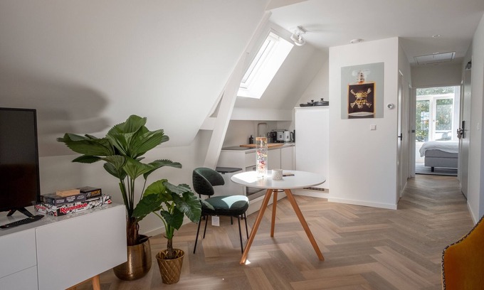 Alkmaar Apartment | Completely new apartment in the center