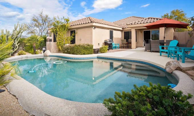 Legend Trail House | Completely Renovated 1 Level Home - 3BR / 2BA /Pool
