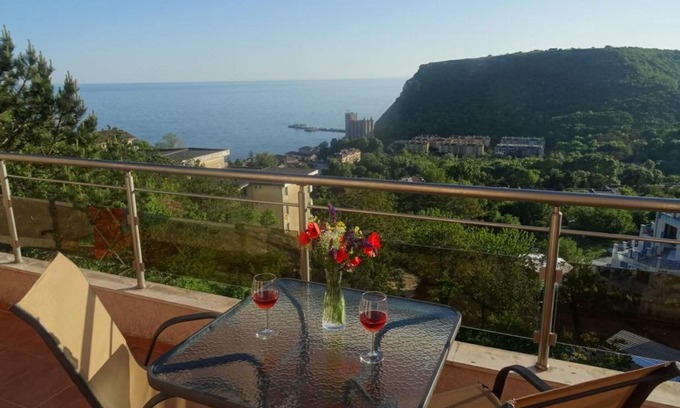 Kavarna Apartment | Complex Karia I