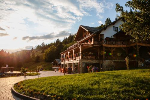 Fundu Moldovei Hotel | Conacul Baciu