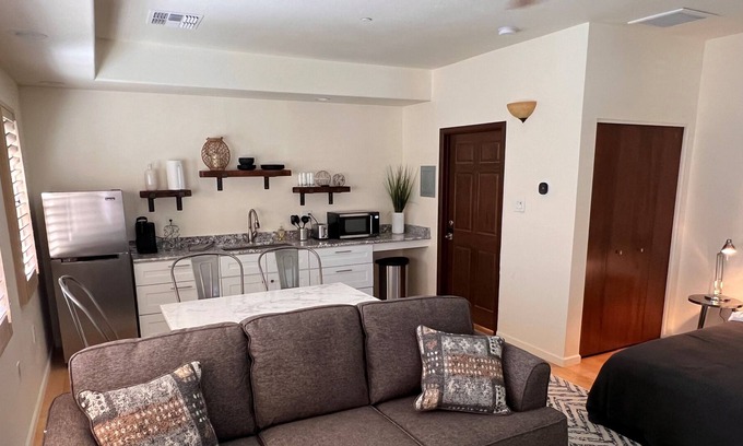Roosevelt Apartment | Condo #2 in Historic Phoenix Neighborhood - Steps from Downtown