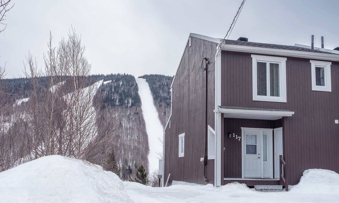 Saint-Philemon Ski Chalet | Condo at Massif du Sud - Condo Thibault 117