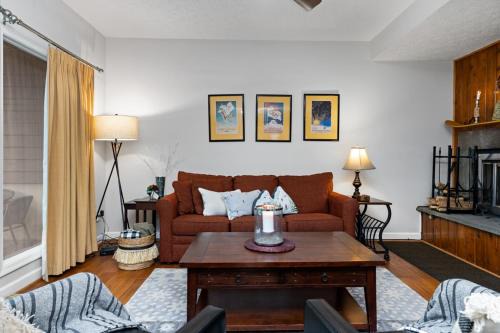 Wintergreen House | Condo At Wintergreen Walk To Slope, Pool Access
