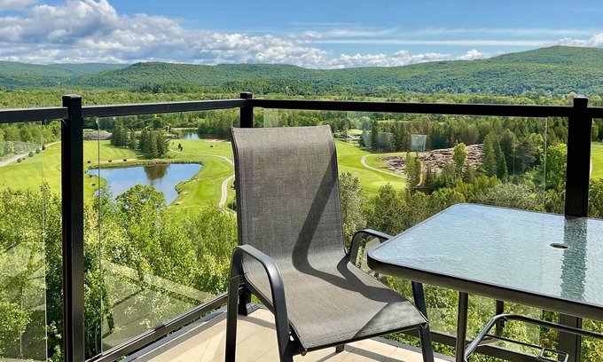 Matawinie Regional County Municipality Condo | Condo de Luxe 225