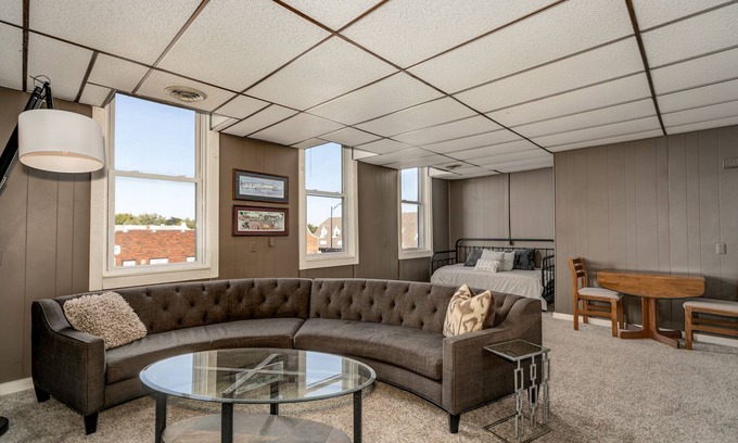 Pella Apartment | Condo in Pella- Steps to Shops, Bakeries, and Iconic Windmill!