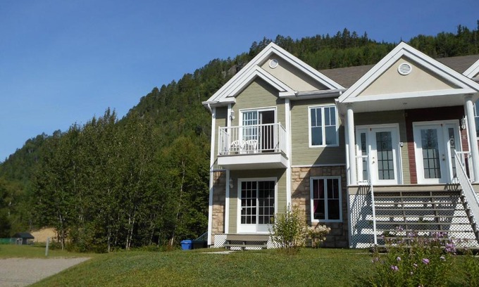 L'Anse-Saint-Jean House | Condo Mont-Edouard