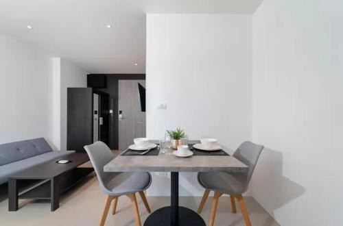 Kathu Apartment | Condo near Central Phuket