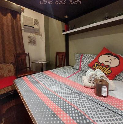 San Dionisio Apartment | Condo near NAIA Terminals Fasanvej Studio Netflix