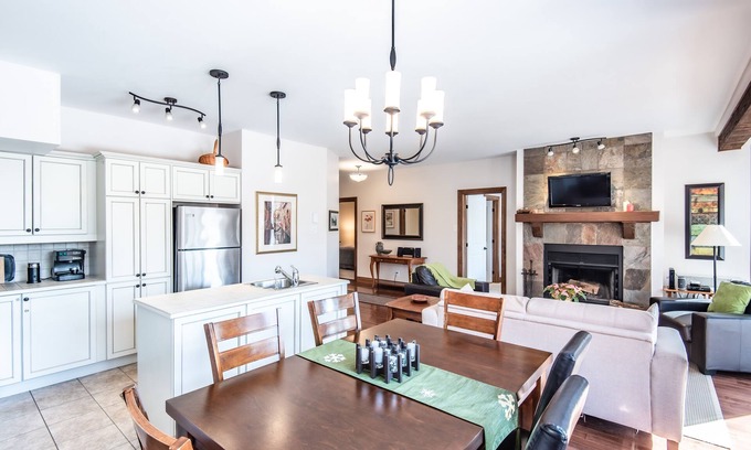 Mont-Tremblant Condo | Condo on Golf near Bike Trail w/2 Bdrm 2 Bath