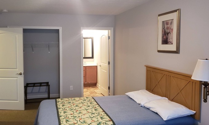 Georgetown Condo | Condo Unit #9 on Longview Golf Club