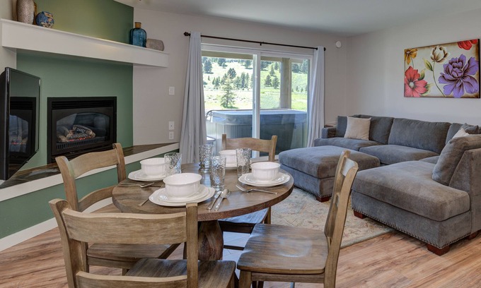 Big Sky House | Condo w/hot tub & fireplace close to Big Sky Resort & Town Center - Modern Mountain Charm