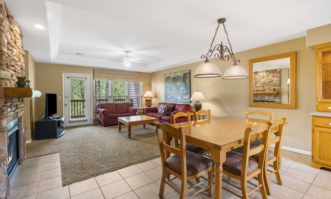 Branson West Condo | Condo with Jetted Tub, Fireplace, and Private Balcony