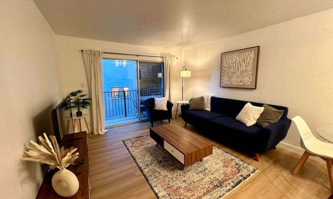 Grand Lake Condo | Condo with Pool + Secure Parking