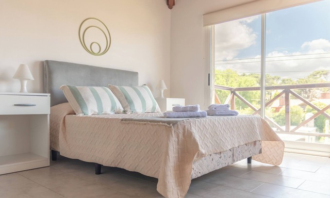 Villa Gesell Condo | Condominio Premium con Jacuzzi en pleno centro de Villa Gesell