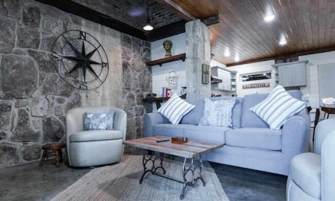 Cullman Apartment | Condominium A in the Holler nUnique Upscale Condominiumnn