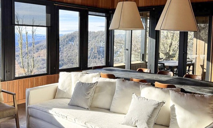 Lanin National Park Ski Chalet | Confort and design: Ski in/out home with stunning views