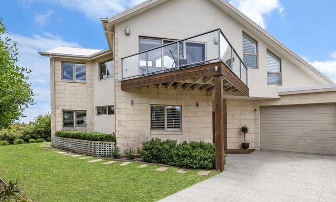 Port Fairy House | Connolly House