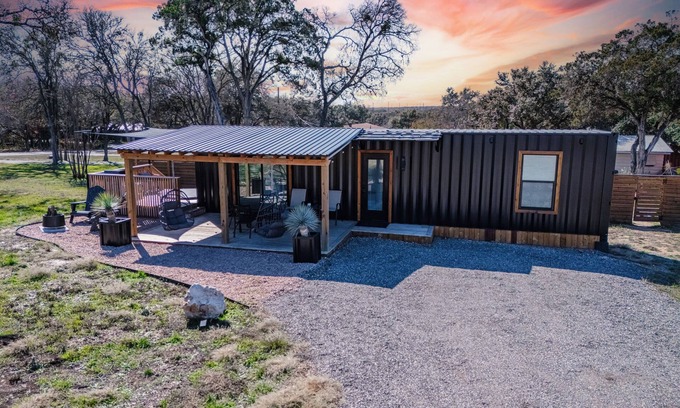 New Braunfels House | Contained in Gruene Cowboy Edition - Heated Pool! 1.5 Miles to Gruene!