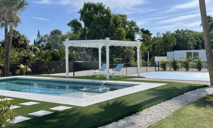 Jensen Beach House | Containing Luxury in Jensen Beach-Starfish