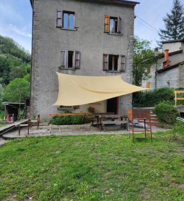 San Marcello Piteglio House | Contea del Piano