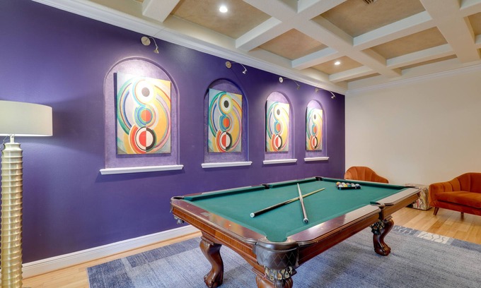 Brandon House | Contemporary Brandon Home w/Pool & Game Room