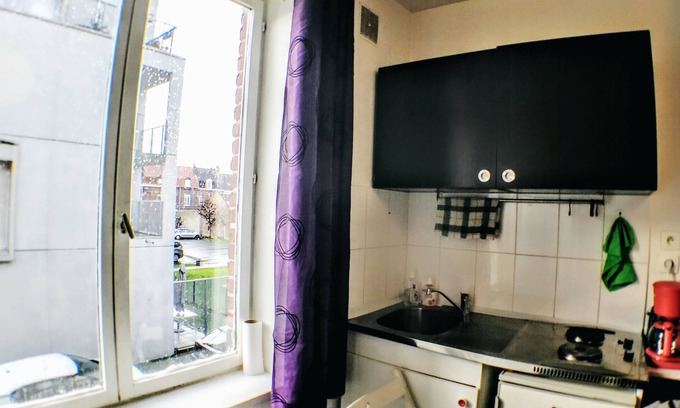 Hellemmes-Lille Apartment | Contemporary French Apartment
