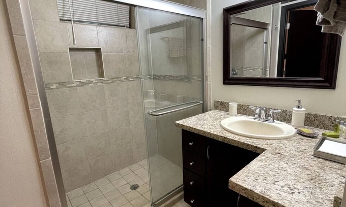 McAllen House | Contemporary Home in South McAllen
