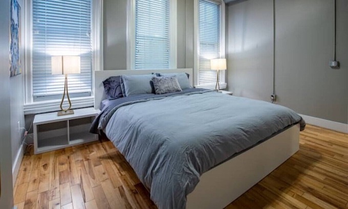 Grand Rapids Apartment | Contemporary King Bed Condo Downtown Grand Rapids