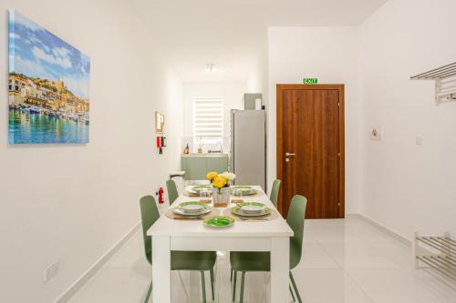 Ta' Giorni Apartment | Contemporary St Julians Comfort