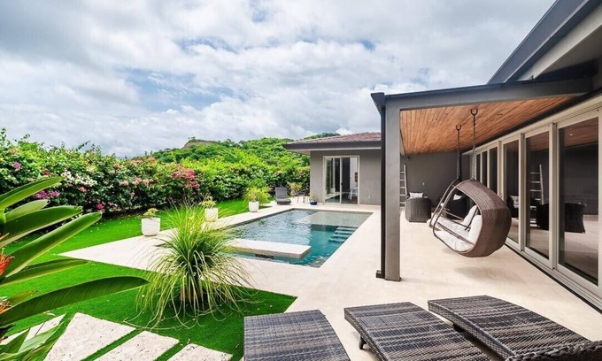 Brasilito Villa | Contemporary Villa in Mar Vista | 3 BD, 3BA, Pool