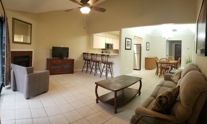 Arlington House | Convenient 2 bedroom townhouse